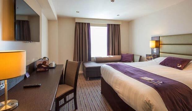 Premier Inn Leek Town Centre Exteriér fotografie